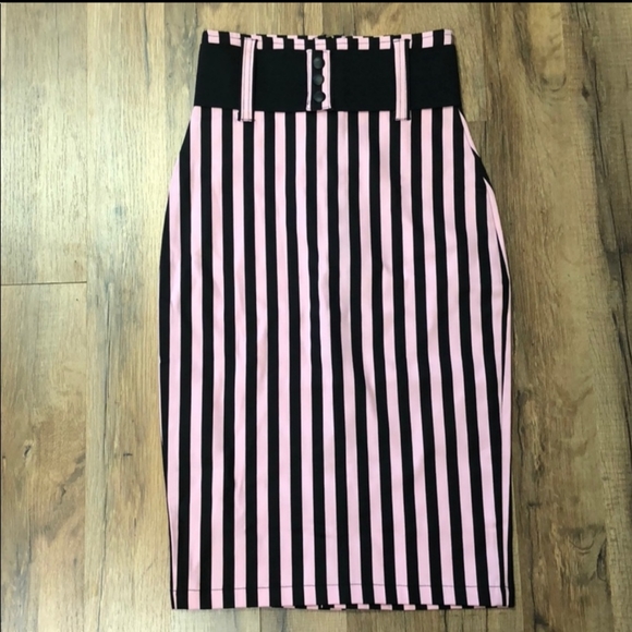 switchblade stiletto Dresses & Skirts - Switchblade pencil skirt